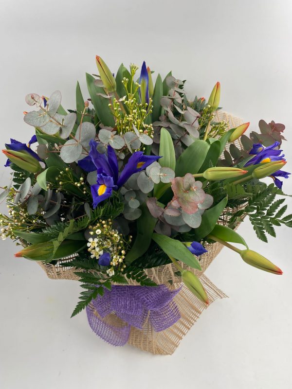 Ramo Bouquet con tulipanes e iris - Imagen 2